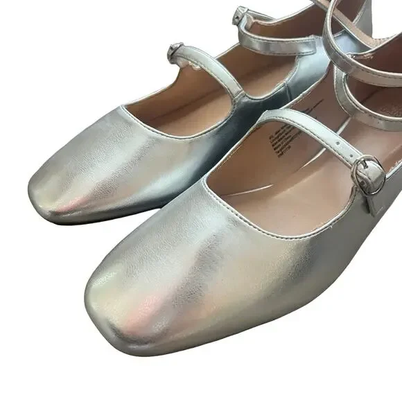 Wild Fable Silver Heels - Picture 3 of 5